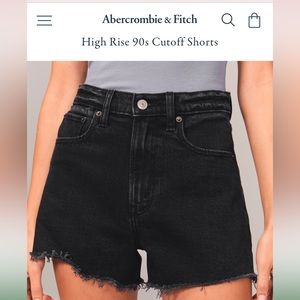 NWT. Abercrombie 90s Relaxed Cutoff Short.